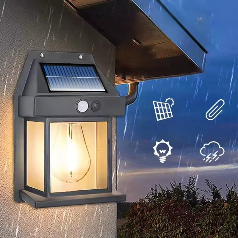 Set 8 Lămpi cu Încărcare Solară, 3 Moduri Iluminare, Senzor de Mișcare, Rezistență la Ploaie (IP65), Mod Automat Noapte/Zi