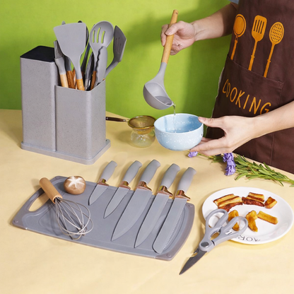 Set 19 Piese Ustensile Bucătărie, din Silicon Alimentar si Lemn, Termorezistente, Include 11 Ustensile, 5 Cuțite, 1 Tocător, 1 Foarfecă și Suport